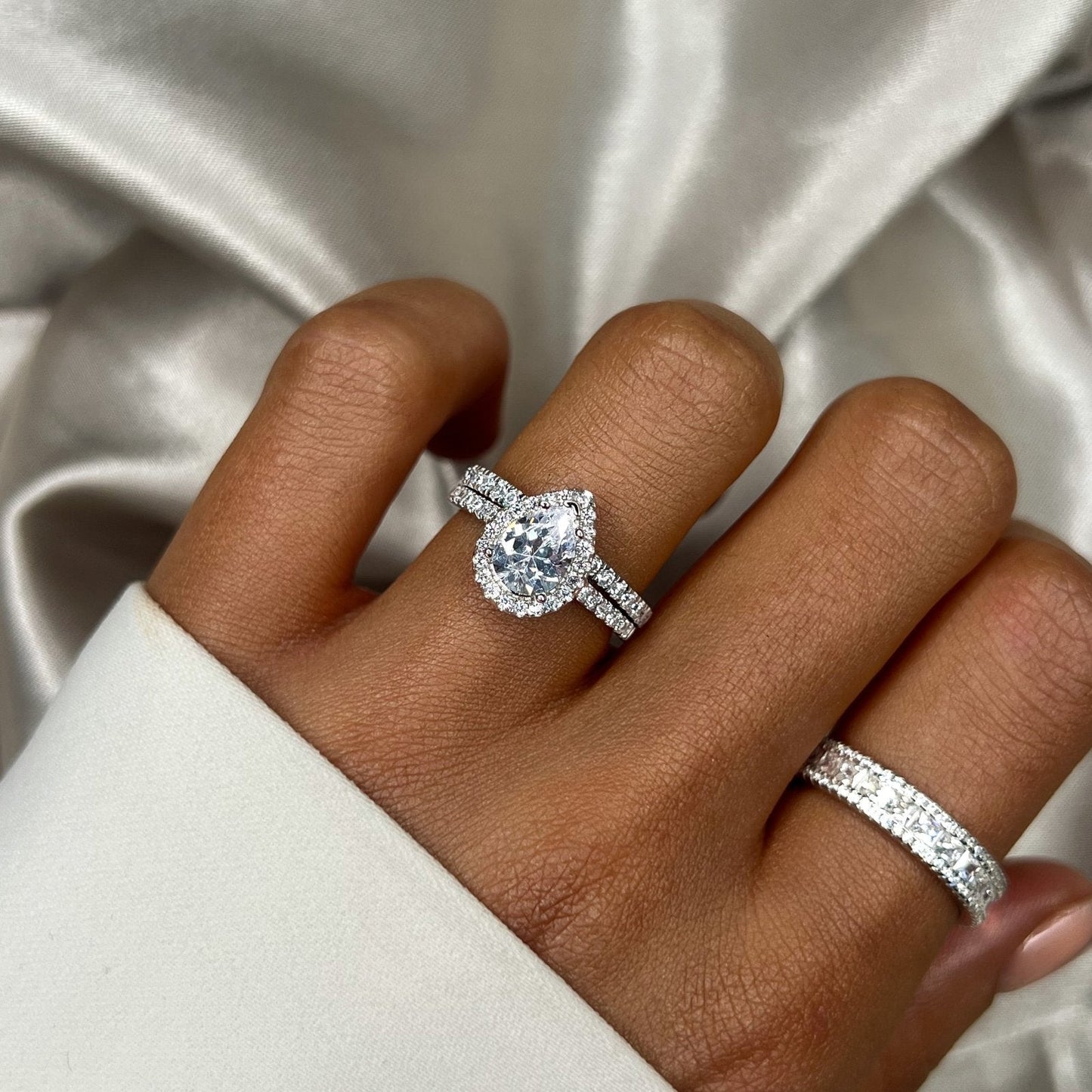 Kethriel 1.5 Carat Radiant Eternity Moissanite Band in 925 Silver