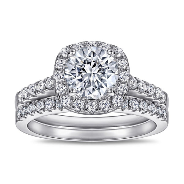 Pelenria 2 Carat Round Brilliant Halo Moissanite Ring Set in 925 Silver