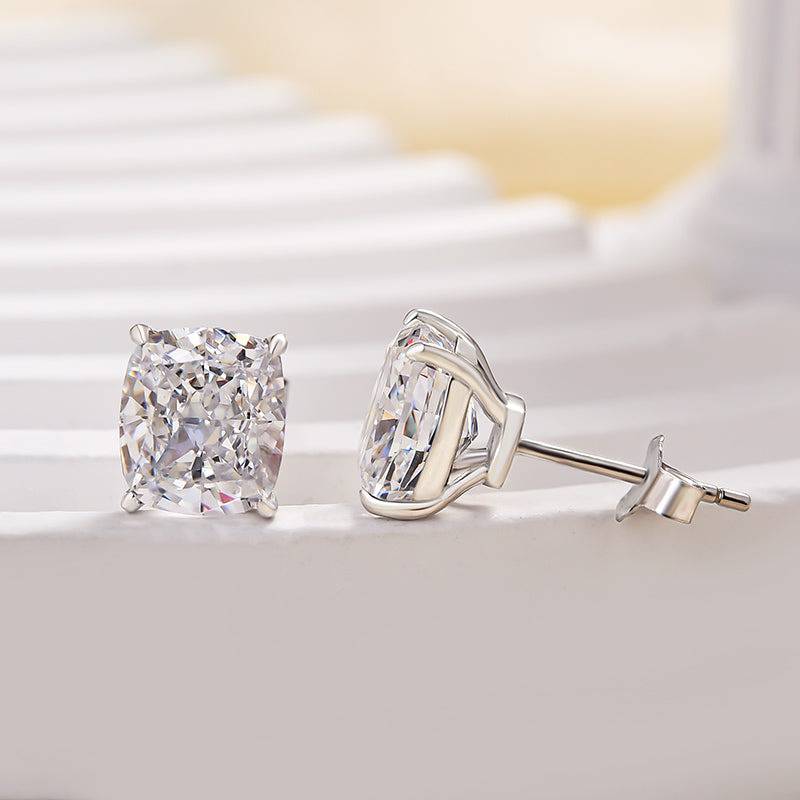 Lethrien 2 Carat Cushion Moissanite Earrings