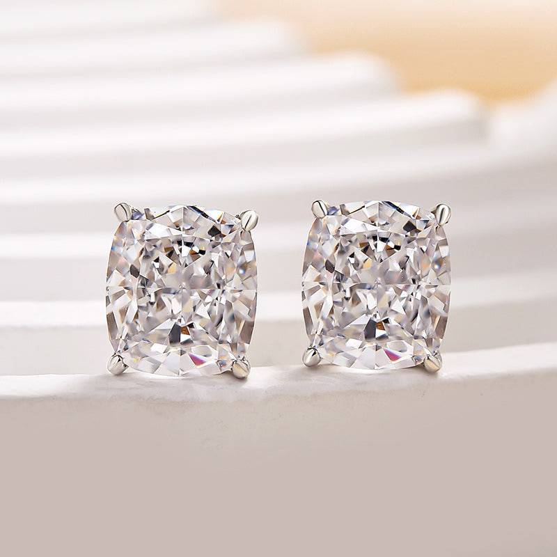Lethrien 2 Carat Cushion Moissanite Earrings