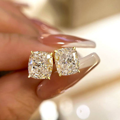 Lethrien 2 Carat Cushion Moissanite Earrings