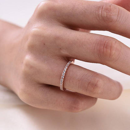 Welariel 0.5 Carat Round Brilliant Half Eternity Moissanite Band in 925 Silver