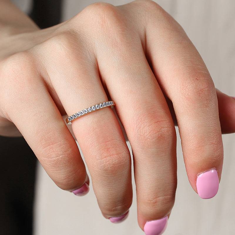 Welariel 0.5 Carat Round Brilliant Half Eternity Moissanite Band in 925 Silver