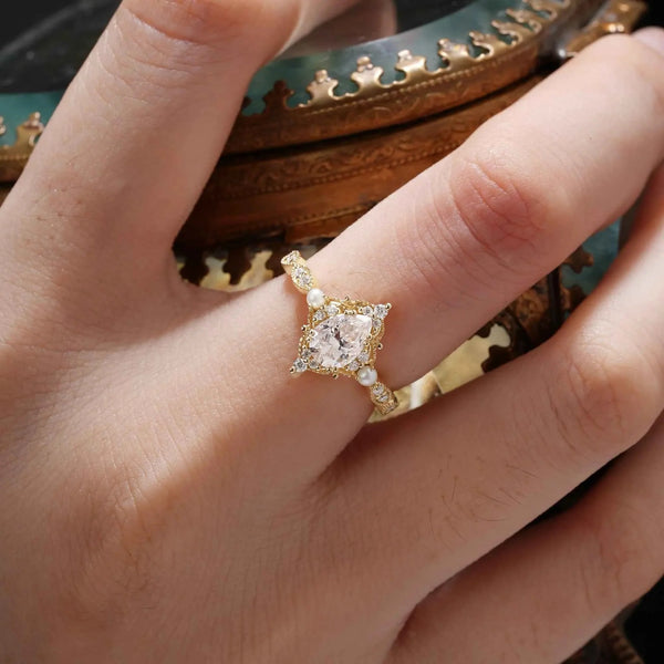 Kelariel 1.3 Carat Pear Solitaire Moissanite Ring in 18K Yellow Gold