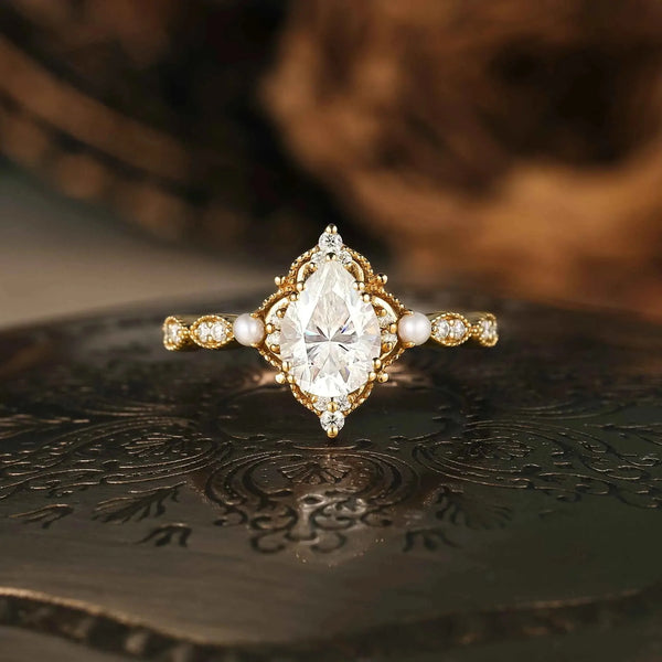 Kelariel 1.3 Carat Pear Solitaire Moissanite Ring in 18K Yellow Gold