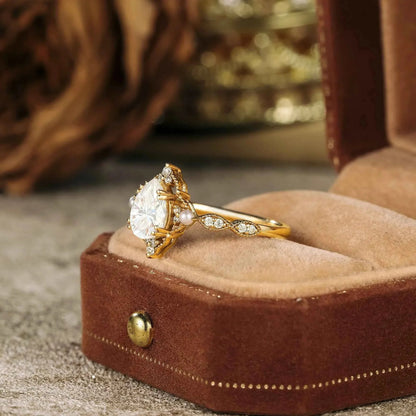 Kelariel 1.3 Carat Pear Solitaire Moissanite Ring