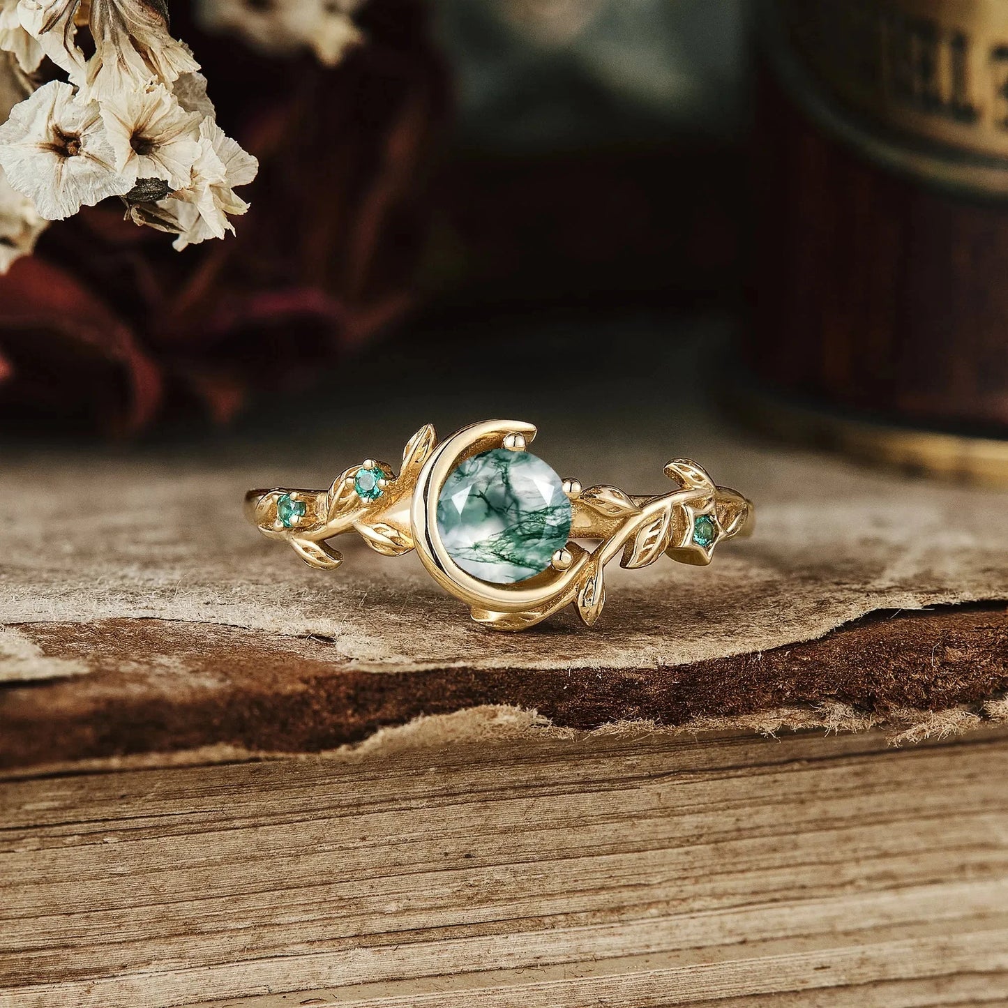 Qethriel Moss Agate Ring in 925 Silver