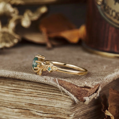 Qethriel Moss Agate Ring in 925 Silver