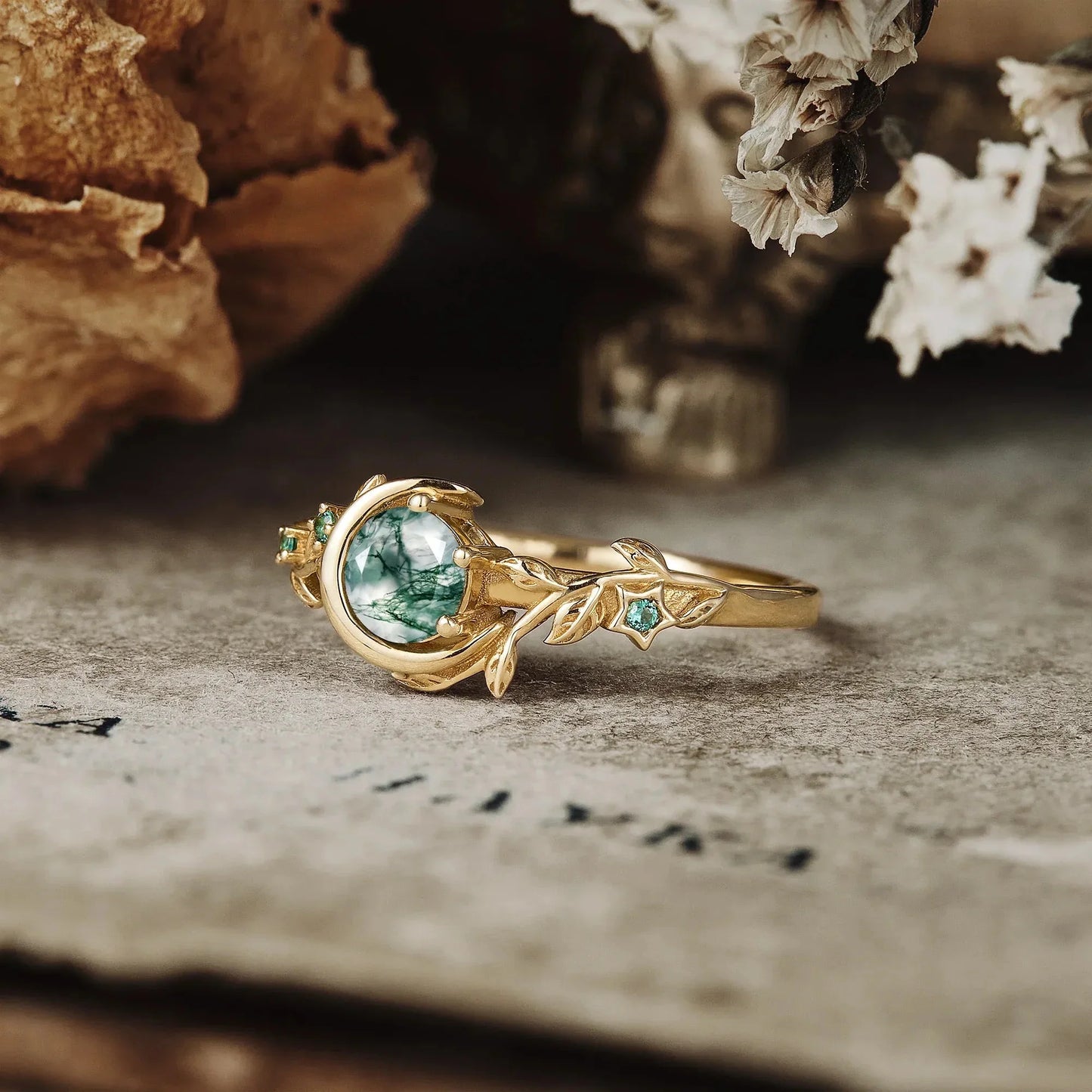 Qethriel Moss Agate Ring in 925 Silver