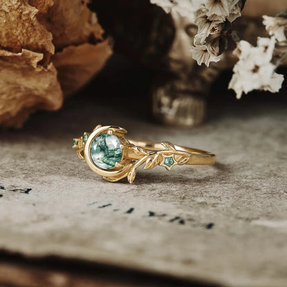 Qethriel Moss Agate Ring in 925 Silver
